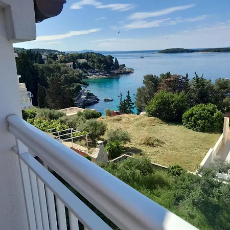 Feelhvar Along Bluelagoon شقة