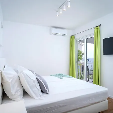 Apartman Feelhvar Along Bluelagoon