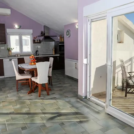 Feelhvar Along Bluelagoon Hvar Town