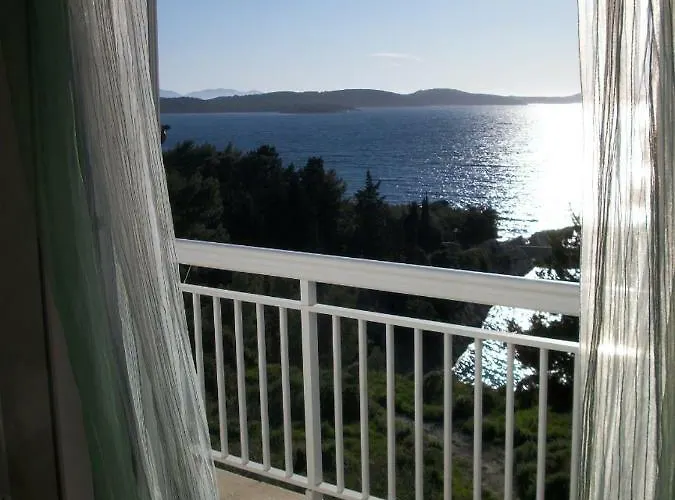 Διαμέρισμα Feelhvar Along Bluelagoon *